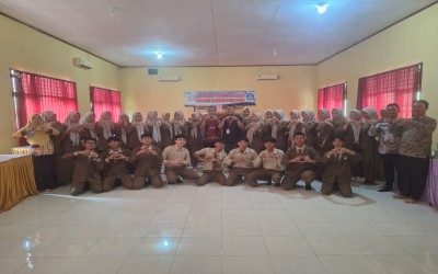 33 Siswa SMK Negeri 1 Terbanggi Besar Ikuti Kegiatan Kunjungan Guru Tamu Alfamart Class Persiapkan PKL di Alfamart